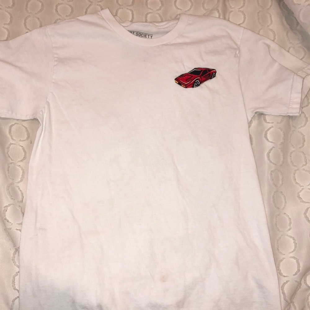 White graphic tee